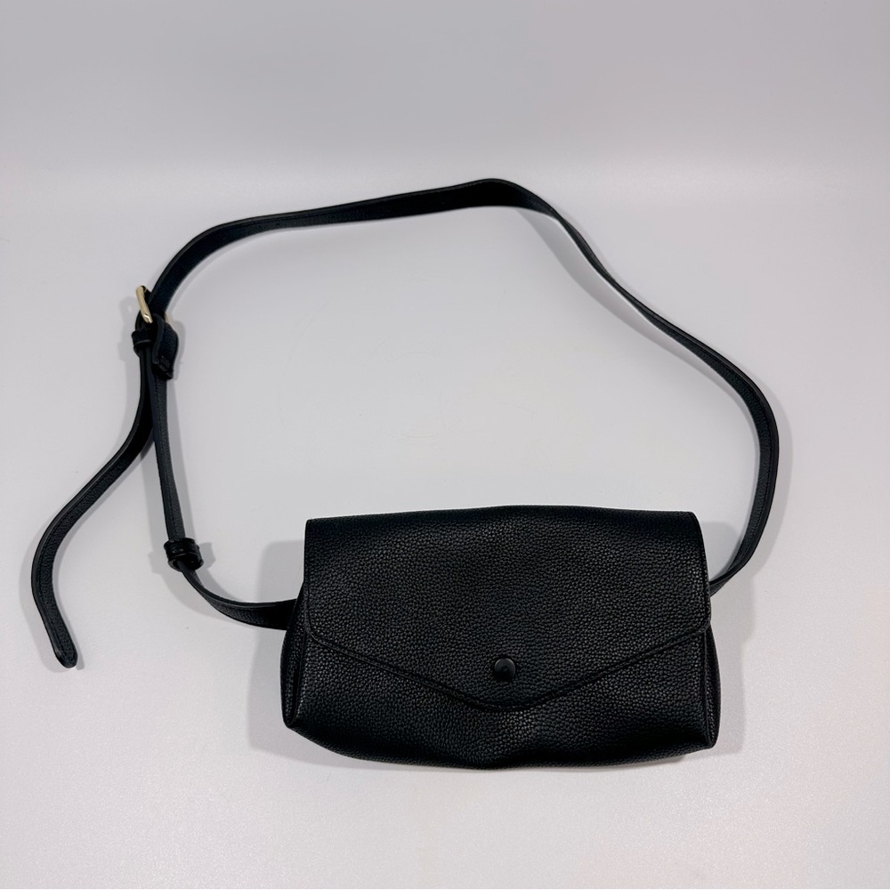A New Day Black Belt Bag Fanny Pack OS NWOT Travel Vacation